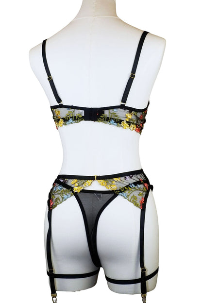 Blooming Noir Embroidered Garter Set with Thong
